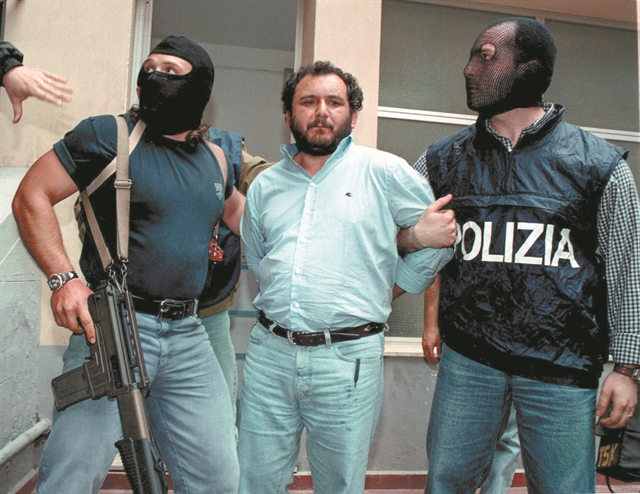 Η αποφυλάκιση του μαφιόζου που διχάζει την Ιταλία