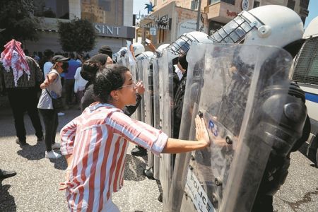 «Παλαιστινιακή Ανοιξη» κλονίζει τον Αμπάς