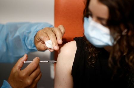 Ισραήλ: Εκκληση στους έφηβους 12 – 15 ετών να εμβολιαστούν