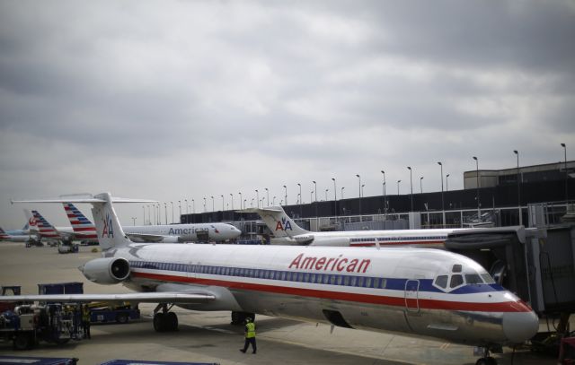 H American Airlines «ξέμεινε» από πιλότους και αεροσκάφη – Ακυρώνονται εκατοντάδες πτήσεις