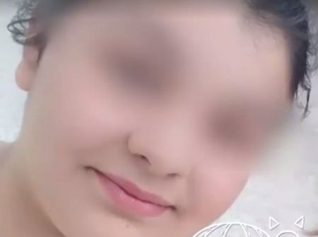 Θεσσαλονίκη: Σπαραγμός και αναπάντητα γιατί στην κηδεία της 14χρονης που πέθανε μετά από επέμβαση