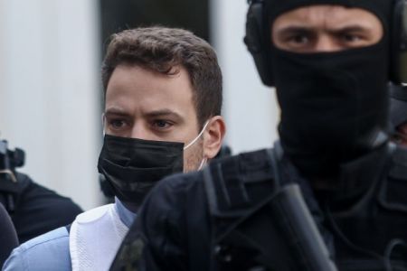 Οι αβαθείς της Δεξιάς και της Αριστεράς