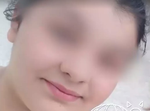 Θεσσαλονίκη: Σπαραγμός και αναπάντητα γιατί στην κηδεία της 14χρονης που πέθανε μετά από επέμβαση