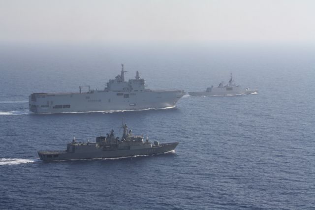 Μαύρη Θάλασσα: Προειδοποιητικά πυρά ρωσικού πολεμικού εναντίον βρετανικού πλοίου | tovima.gr