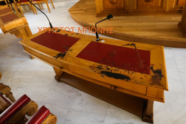 Μονή Πετράκη: «Ήταν φοβερό αυτό που ζήσαμε μέσα στο Συνοδικό Δικαστήριο»