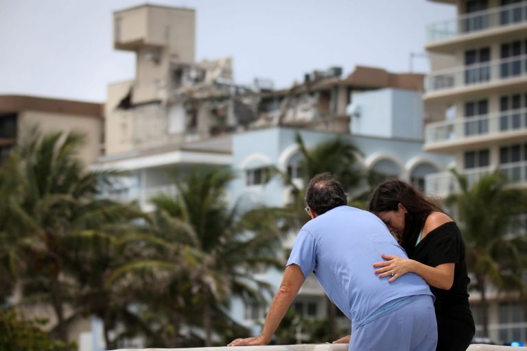 Μαϊάμι: Βυθιζόταν λίγα χιλιοστά επί 30 χρόνια το κτίριο που κατέρρευσε | tovima.gr