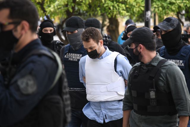 Γλυκά Νερά: Έρχονται αποκαλύψεις για τη δολοφονία – Το κίνητρο του πιλότου και οι αιχμές του πατέρα της Καρολάιν