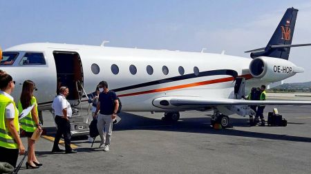 Μπαντέρας, The Enforcer