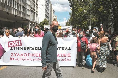 Η σκιά και το μποϊτου Ερντογάν