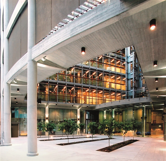 Ηγετική παρουσία στην ελληνική οικονομία που αλλάζει