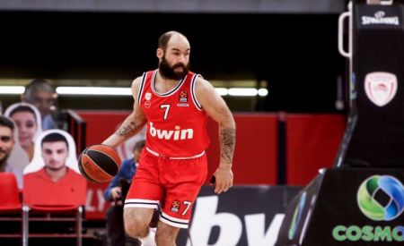 Το τρίτο μέρος του αφιερώματος του Ολυμπιακού στον Βασίλη Σπανούλη