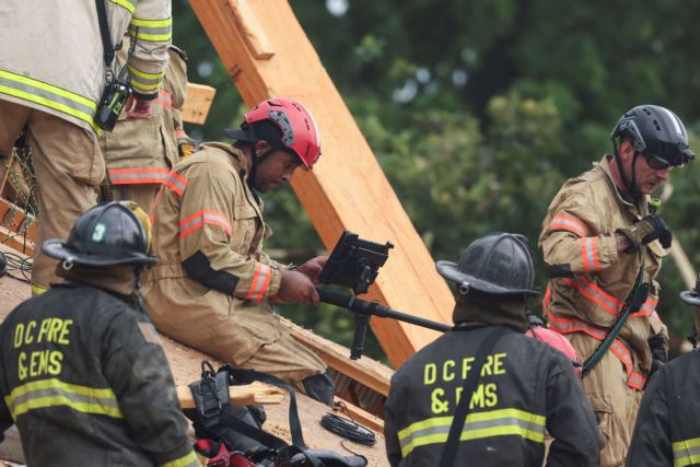Ουάσινγκτον: Νεκρός εργάτης από την κατάρρευση κτιρίου – Δεκάδες τραυματίες | tovima.gr
