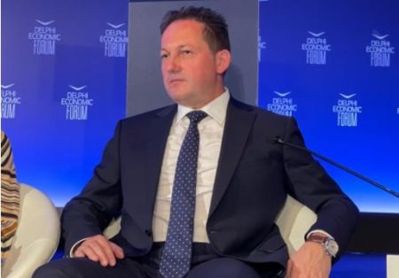 Στέλιος Πέτσας: «Τέσσερις πυλώνες για μία ισχυρή Ευρώπη»