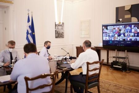 Μαξίμου: Μεταλλάξεις και αύξηση κρουσμάτων στη σύσκεψη της Δευτέρας – Ποια μέτρα είναι στο «τραπέζι»