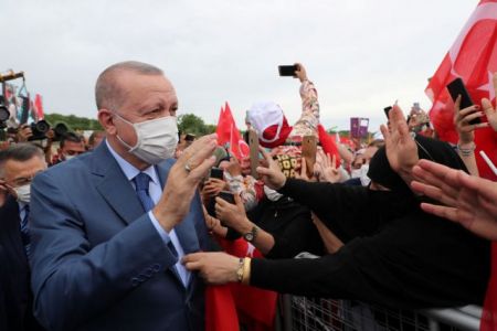 Τουρκία – Δημοσκόπηση: Αποτυχημένη η διακυβέρνηση Ερντογάν