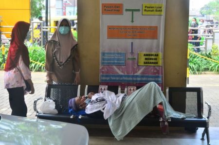 Ινδονησία -κορωνοϊός : Δεκάδες θάνατοι έλλειψης οξυγόνου στα νοσοκομεία