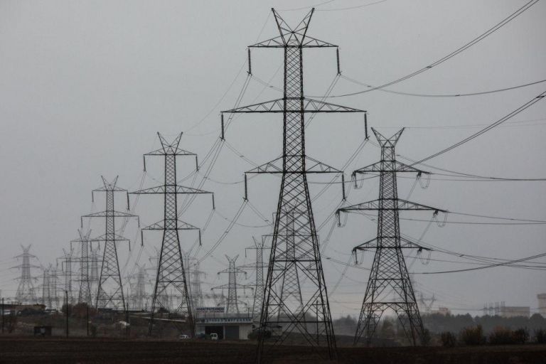 ΔΕΗ: Έως το τέλος Αυγούστου η πώληση του 49% του ΔΕΔΔΗΕ