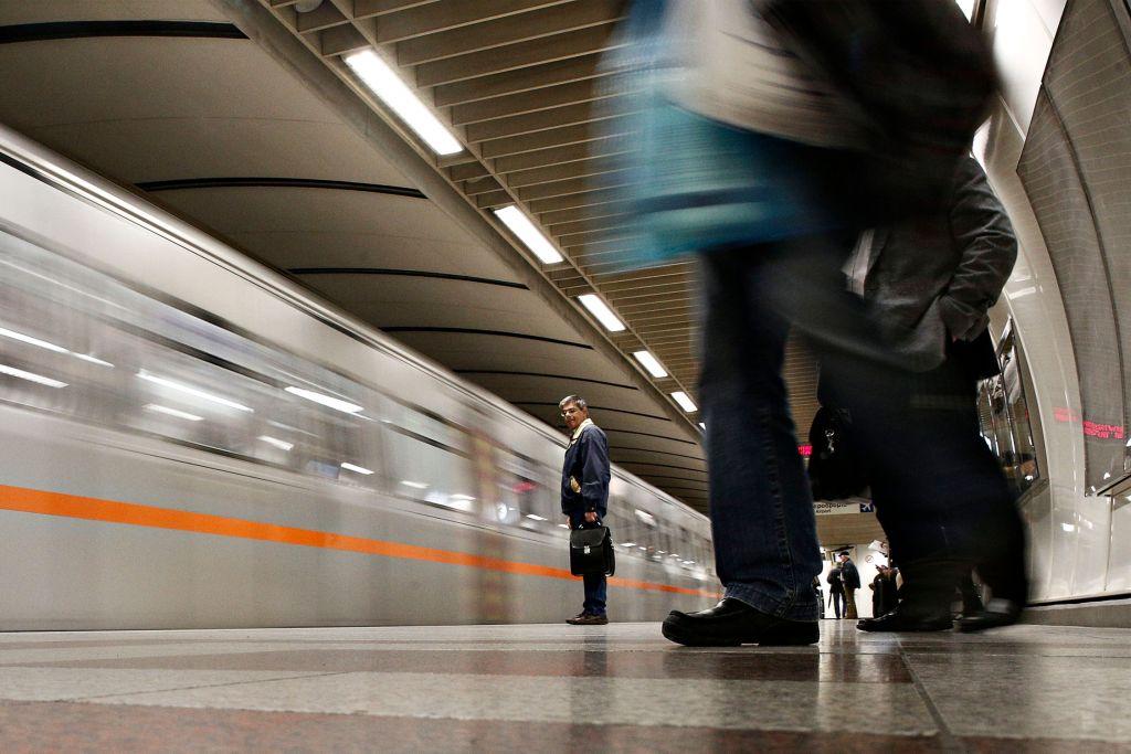ΜΜΜ : Στάση εργασίας σε Μετρό και ΗΣΑΠ την Τετάρτη – Κανονικά τα λεωφορεία