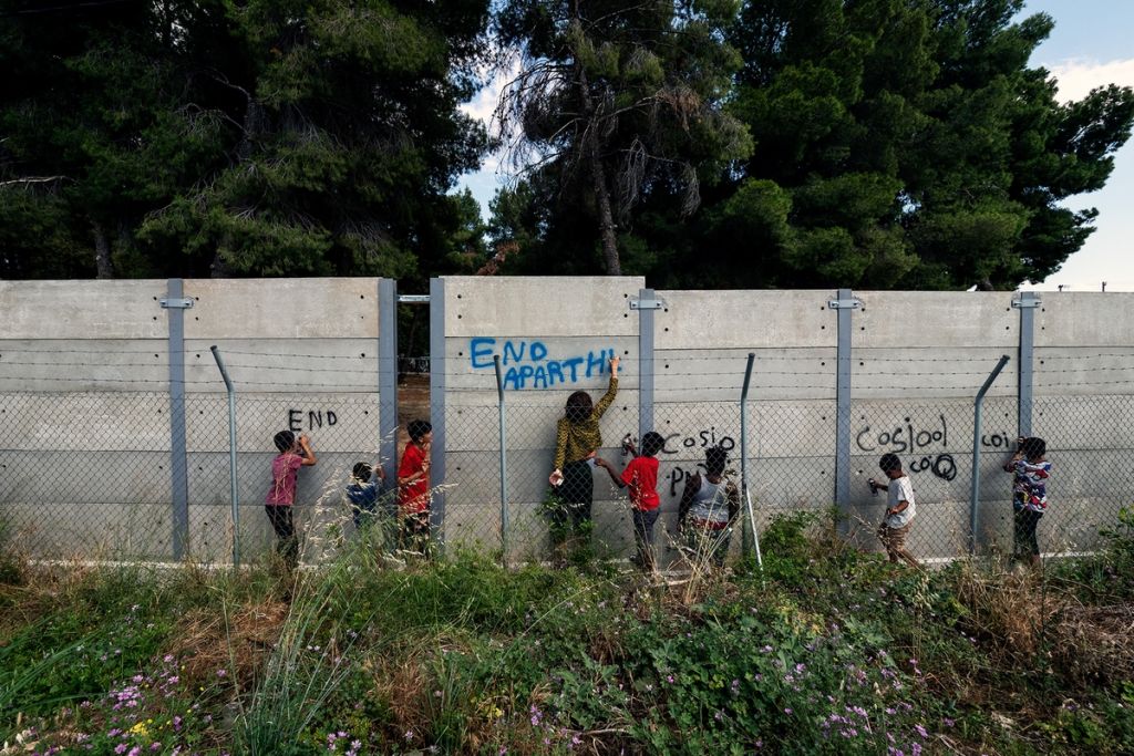 Μηταράκης: Μείωση μεταναστευτικών ροών κατά 96% το τελευταίο δωδεκάμηνο στα νησιά