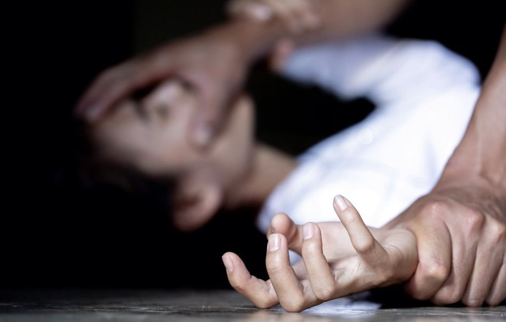Ποινική δίωξη στον 57χρονο που εξέδιδε την 17χρονη Αμάντα