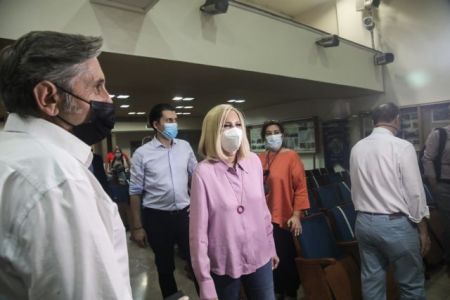 Γεννηματά: Το ΚΙΝΑΛ μπαίνει μπροστά με εκστρατεία υπέρ του εμβολιασμού