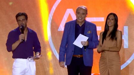 Ιορδάνης Χασαπόπουλος και Ανθή Βούλγαρη βράβευσαν το καλύτερο ελληνικό χορευτικό βίντεο