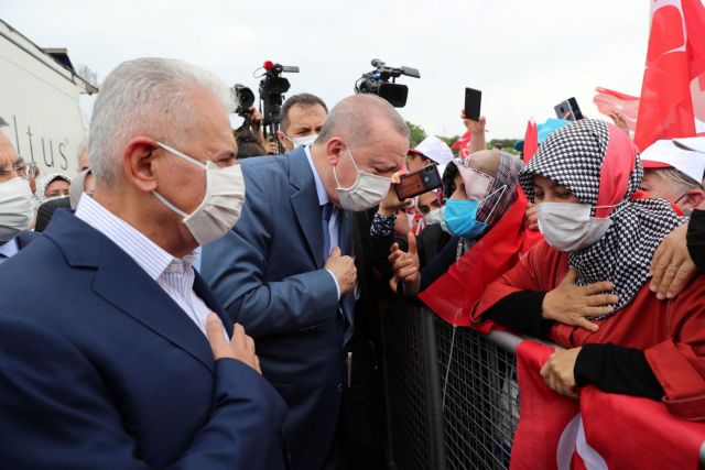 Γερμανικά ΜΜΕ: Ο Ερντογάν ηθικός αυτουργός της επίθεσης στον τούρκο δημοσιογράφο