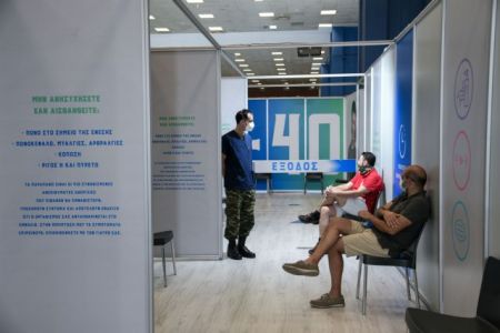 Βασιλακόπουλος: 2-3% η πιθανότητα να νοσήσουν οι εμβολιασμένοι σοβαρά από μετάλλαξη Δέλτα