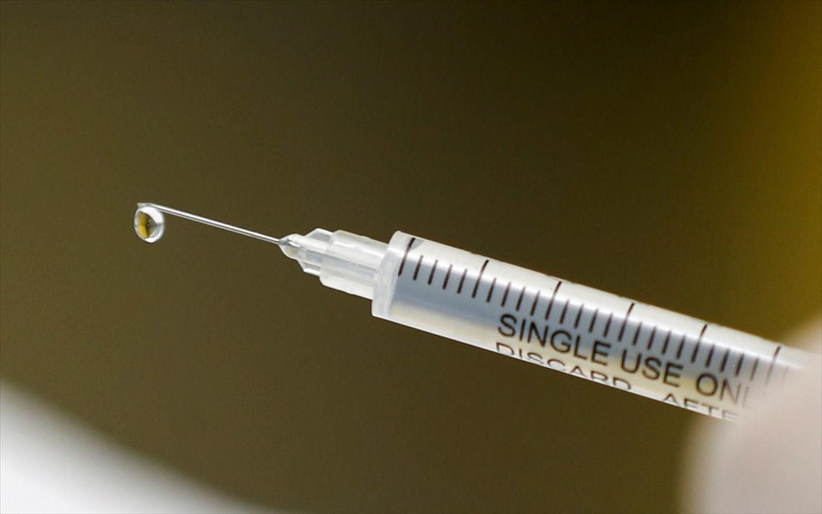 Εμβόλια – έρευνα: Προστασία 100% από επιπλοκές και θανάτους