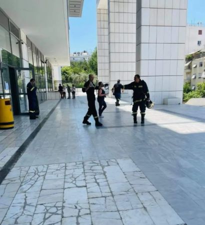 Φωτιά στο Εφετείο – Εκκενώθηκε ο χώρος