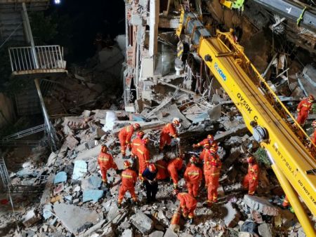 Κίνα: 17 οι νεκροί από την κατάρρευση ξενοδοχείου