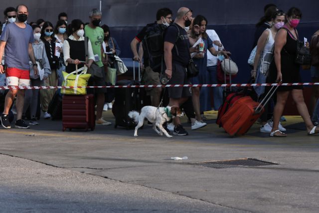 Μετάλλαξη Δέλτα : Εκρηξη του δείκτη θετικότητας στα νησιά  – Ποια «χτυπούν» καμπανάκι