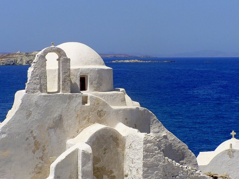 Lockdown if necessary in some of Greece’s most popular islands | tovima.gr