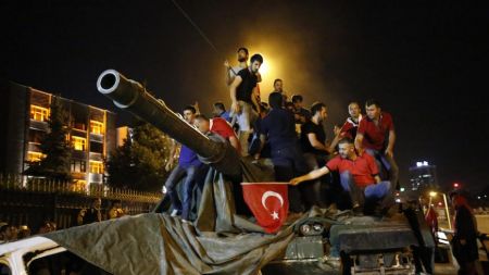 Τουρκία: πέντε χρόνια μετά το πραξικόπημα η κληρονομιά του αυταρχισμού