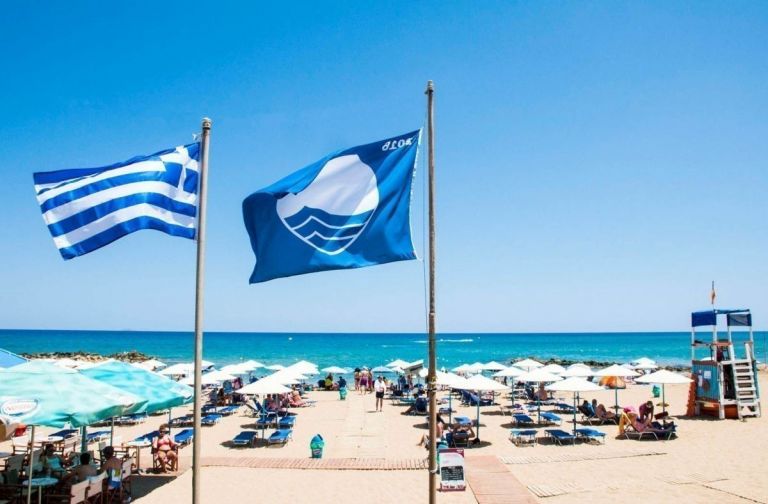Γαλάζιες Σημαίες 2021: Βραβείο για πάνω από 500 ακτές φέτος | tovima.gr