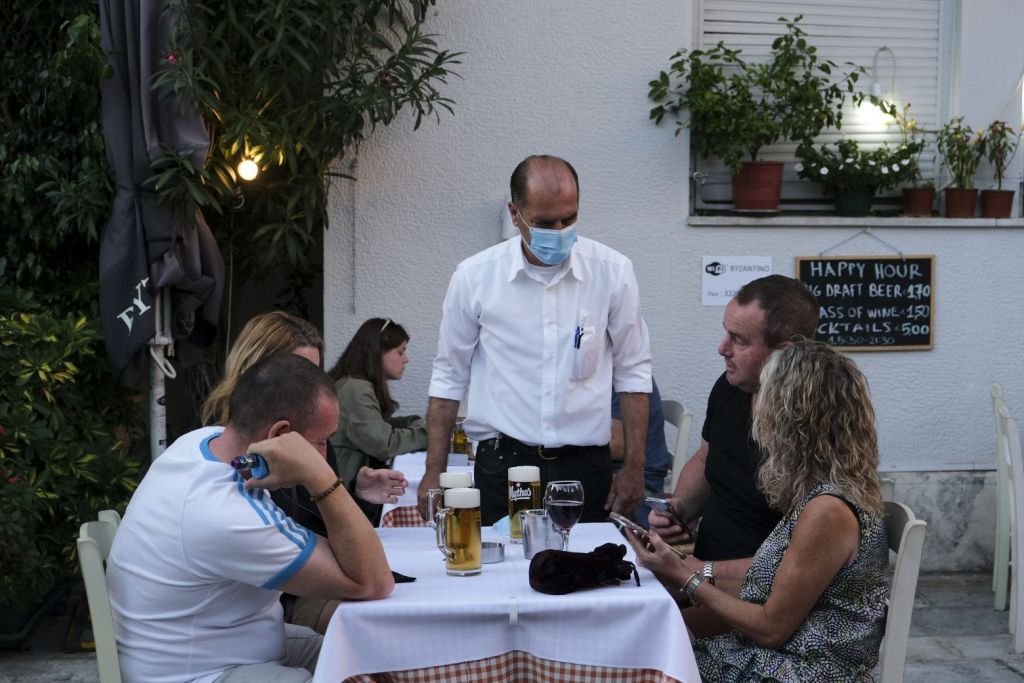 Λαζάρου: Είμαι φοβισμένος, τα κρούσματα έχουν ξεφύγει