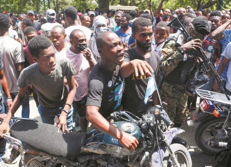 Η Αϊτή στα πρόθυρα του εμφυλίου πολέμου