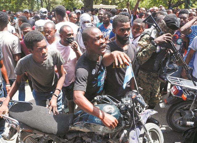 Η Αϊτή στα πρόθυρα του εμφυλίου πολέμου