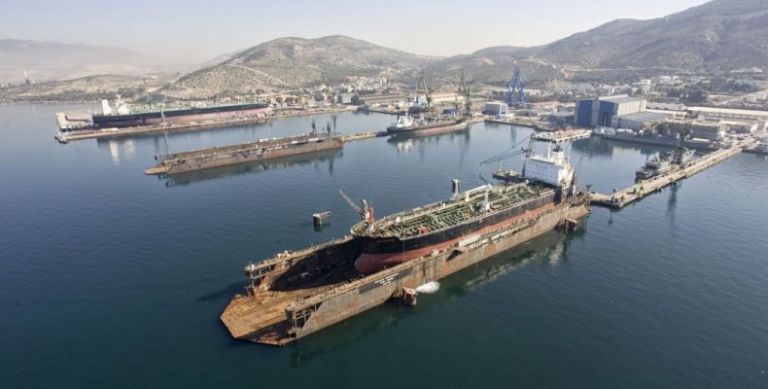 Η ιστορία ντροπής των ναυπηγείων του λαού | tovima.gr