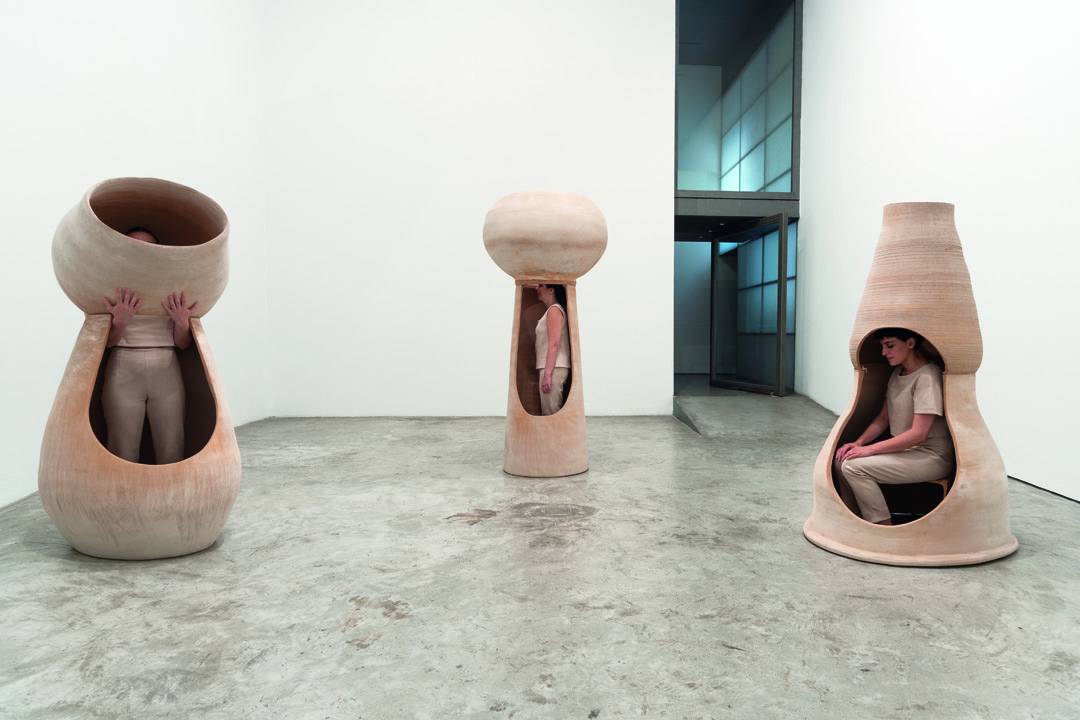 Μαρία Λουίζου: Oταν η φωνή συναντά τη γλυπτική