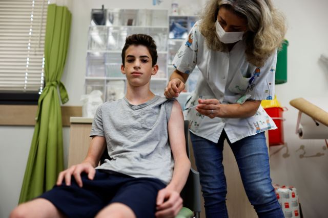 Κεραμέως καλεί εκπαιδευτικούς, φοιτητές και έφηβους να εμβολιαστούν | tovima.gr