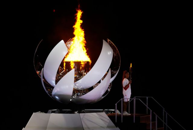 Άναψε η Ολυμπιακή Φλόγα στο Τόκιο | tovima.gr