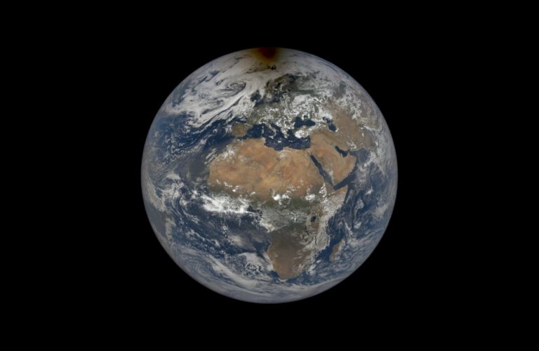 Βίντεο της NASA δείχνει έκλειψη Ηλίου όπως φαίνεται από το Διάστημα | tovima.gr