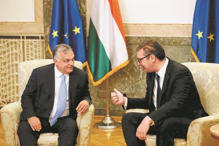 Ενας κόσμος χωρισμένος στα δύο