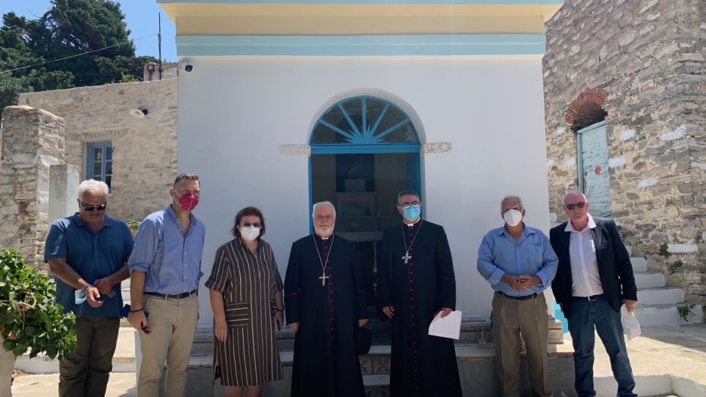 Επίσκεψη της Λίνας Μενδώνη σε μνημεία της Τήνου