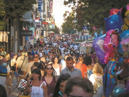 Εφιαλτικά σενάρια για «δίδυμη επιδημία» το φθινόπωρο