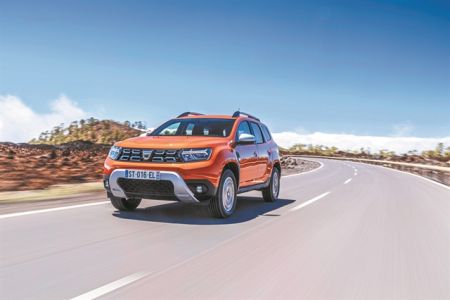 Στην Ελλάδα το ανανεωμένο Dacia Duster με κινητήρες βενζίνης, υγραερίου και πετρελαίου