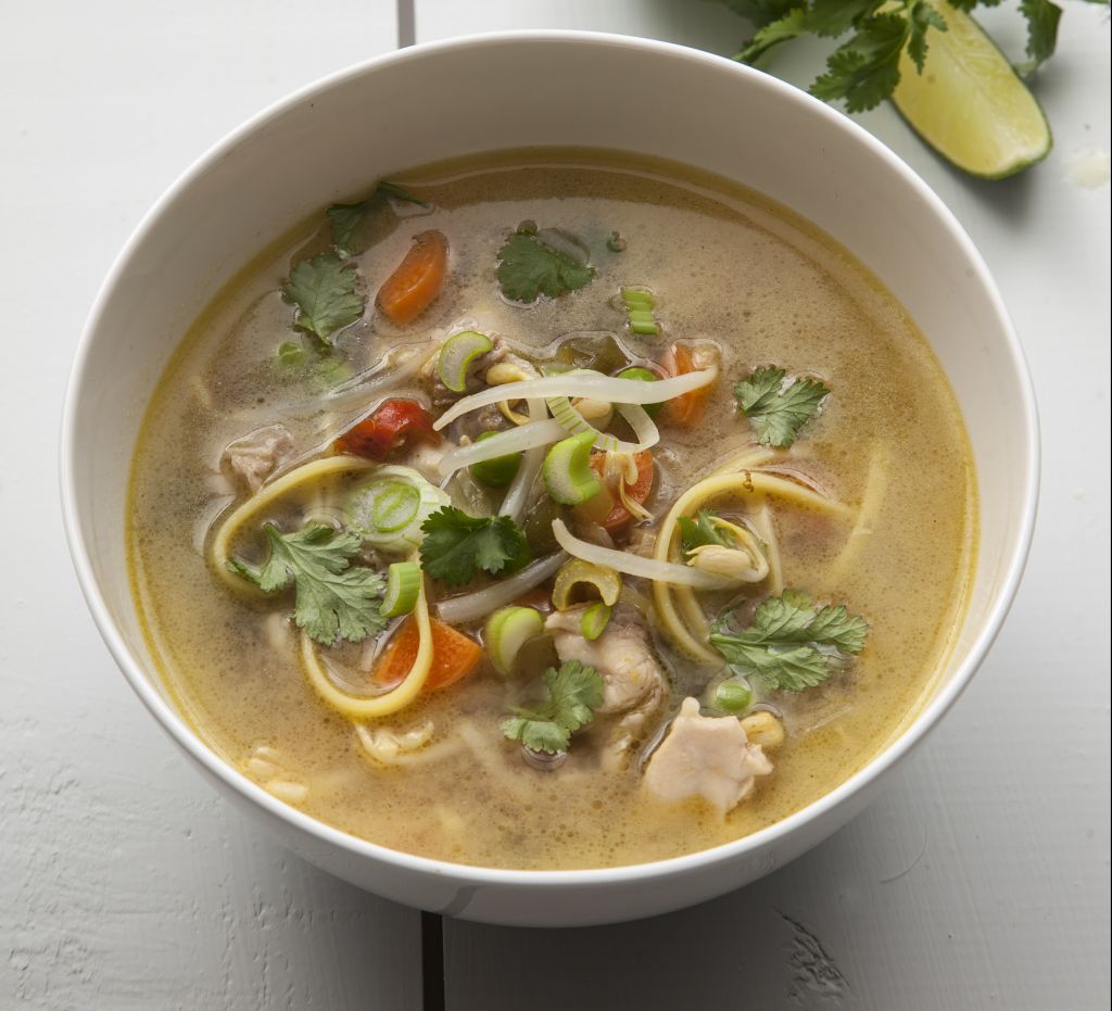 Ταϋλανδέζικη σούπα με κοτόπουλο