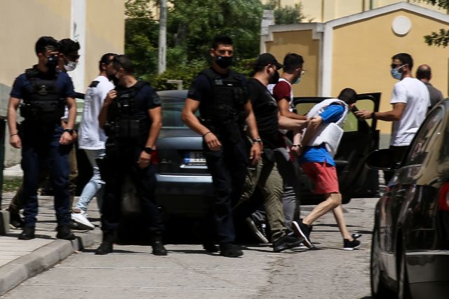 Δάφνη –  Προφυλακιστέος ο συζυγοκτόνος – Τα «γύρισε» στην απολογία του