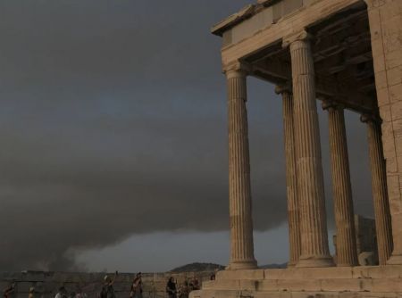 Φωτιά στη Βαρυμπόμπη – «Πνίγεται» στους καπνούς η Αττική – Από τις Αχαρνές μέχρι το Φάληρο